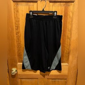 🔥Champion Powertrain black/gray shorts, size large